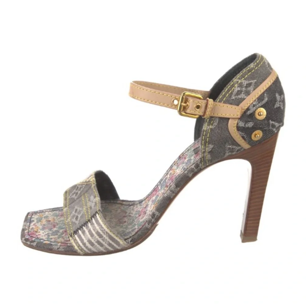 LOUIS VUITTON Jean Gray and Tan Women's Heels - Picture 2 of 3